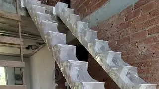 Монтаж лестницы (фрагмент)