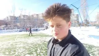 Совет  профи о том как играть в футбол зимой/// Dangerous - Winter  Football!!!