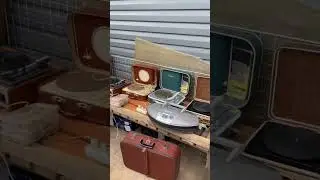БЛОШИНЫЙ РЫНОК НА УДЕЛКЕ ПИТЕР