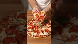 Weird way to make pizza 