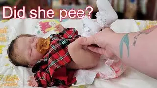 Feeding Baby Girl| Drink & Wet Silicone Doll|Changing Dirty Diaper| nlovewithreborns2011