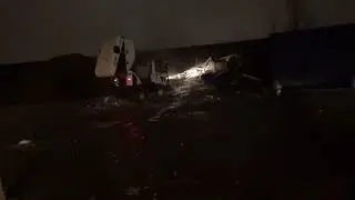 На пустырь Черкизовского рынка в Измайлово вывозят мусор