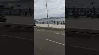 Галатский Мост на Трамвае Бухта Золотой Рог Босфорский пролив Стамбул Турция 2024