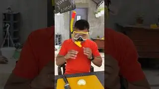 Cutting onion Boys VS Girls 