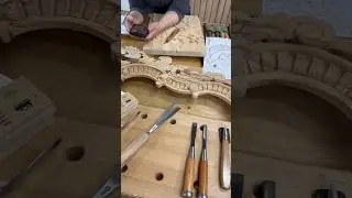 Тем временем на дне открытых дверей в школе Рубанков (СПб) #woodworking #rubankov #woodcarving
