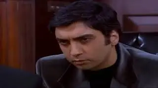 Polat Alemdar Baron Karahanlı'ya bıçak fırlatıyor KURTLAR VADİSİ BARON TV