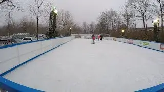 Рождественские прогулки,нам поставили Каток