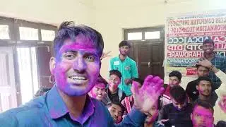 Success Computer Institute ke Students Holi Celebrate karte huwe