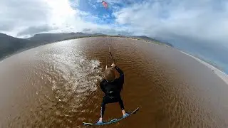 Full kite loop and catch from a 2m jump (10m rebel)