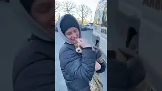 Щенок ККЧС Приехал из Москвы в Санкт-Петербург на микроавтобусе, первая встреча с его новой семьёй.