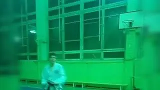 Удар на 720° мощная вертушка)
