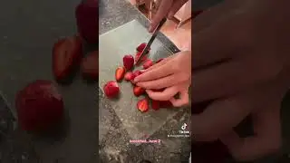 Мой Завтрак Овсянка на Молоке с Клубникой / Вкусный завтрак🥣🍓