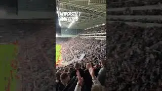 NEWCASTLE FANS SING TO EDDIE HOWE & JASON TINDALL! #nufc #newcastle #footballchants #shorts
