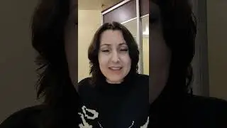 Волочкова топчет ногами памятник