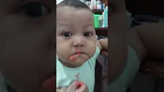 BABY UTSMAN MAKAN LIPSTIK ❗❗