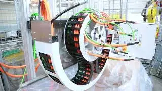 Increase factory productivity with the igus®  fully harnessed energy chains