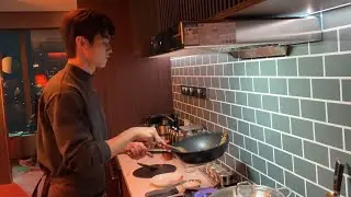 Вейбо Сюй Кая 17.07.2024 🌌🎬🥘