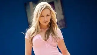 Стриптиз от блондинки. Striptease from blonde
