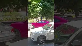 Розовий порш