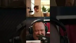 никс смотрит озвучку доната. 