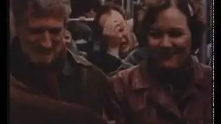 Смех в метро