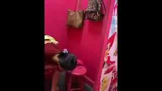 Vania Gemash | Hot Live Ganti Bra di Kamar Ganti
