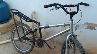 Novos acessórios na bike do menor de 11 anos