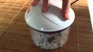 Produkttest: Fissler finecut - Zwiebeln zerkleinern