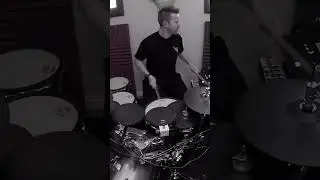 Jus drummies. Jungle dnb? What distortion unit is this you think? #drums #dnb #drummer