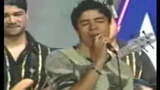 Una Fotografía - Daniel Calderón y Los Gigantes (En Vivo) ®