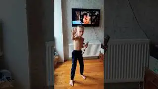 Работа с Нунчаку - Солодовников Всеволод ( Брюс Ли - Выход Дракона) #karate  #каратэ #киокушин