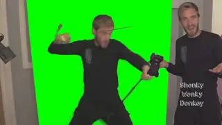 Pewdiepie reacts to his own green screen video
