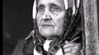 По небу плывёт луна- МАМА
