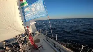 Экскурс по яхте. От первого лица ⛵️ Переход на парусной яхте Comfort 30