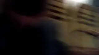 БДСМ ОТНОШЕНИЕ случай на вокзале. Старший мужик Садист-Извращенец, и, яркая бездомноя женщина.