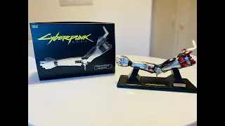 Cyberpunk 2077 - 1/4 Scale Arm Replica With Display Stand Unboxing