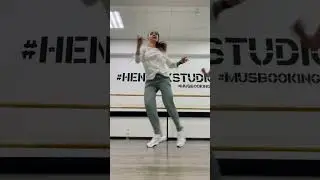 When you see the footwork 😱 Awesome Shuffle Dance Music 2023 🔥 EDM Music with @pionerka_dina