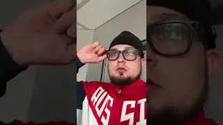 Не разбирается 😂 