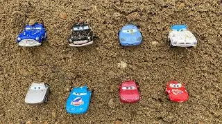 Disney Pixar Cars,Looking For Lightning McQueen,Holley Shiftwell,Tow Mater