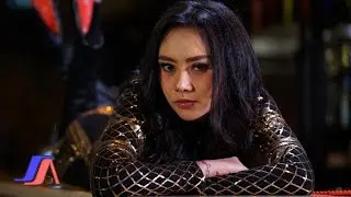 Iva Lola - Atas Bawah (Official Lyric Video) 
