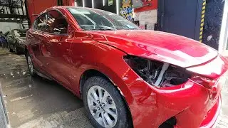 Mazda 2 2020 rojo 46VReparación de Facia y Salpicadera Corrección de color