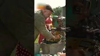 🤖 Мужик нашёл робота на свалке и взял в семью | 