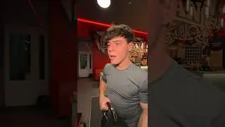 Твой тренер😂