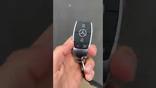 Check out the key for the 2020 Mercedes-Benz GLE 450 4Matic 