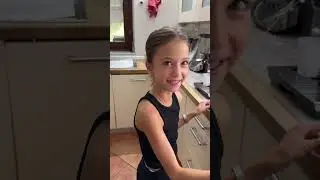 FIGLIACHIARA è impazzita con willy wonka ! 😂 