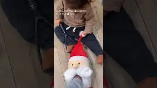 These Christmas🎅🏼 Slippers Look Like They Need To Breath #christmas #funnyvideo #comedy