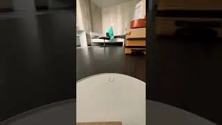 Робот 🤖 пылесос работает