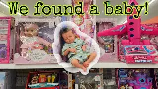 My FAVORITE Reborn is... Shopping & eating dinner with Dolls| Box Opening from Japan!