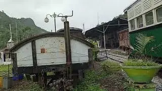 Yang suka sejarah sini... kereta api di Sawahlunto, masih terjaga keaslian buatan Belanda nya.