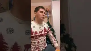 Что тебе подарить на Новый год? Размечтался :-) 